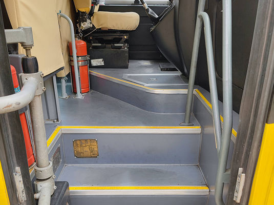 حافلات مدرسية مستعملة تتسع لـ 41 راكبًا  ديزل  تم إنتاجها في أغسطس 2014