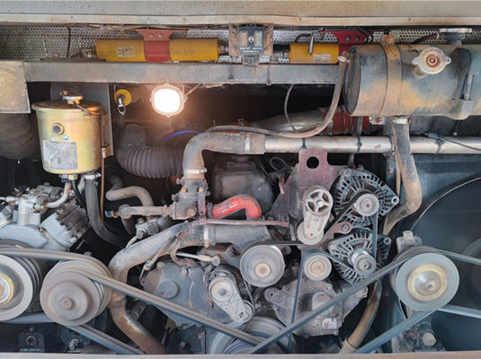 حافلة ركاب مستعملة ذات مقود أيسر تتسع لـ 55-60 مقعدًا، بمحرك سعة 9726 مل و قوة 247 كيلو واط