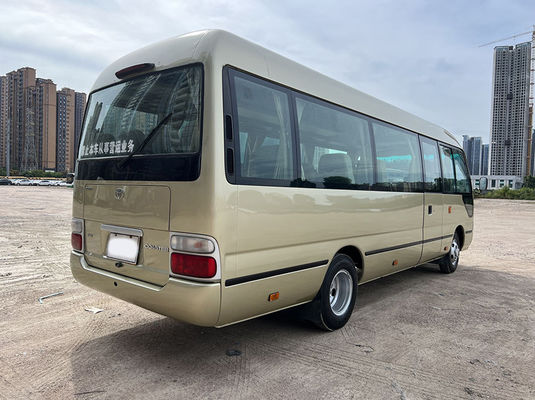 الحافلة المستعملة من الـ20 ركاب