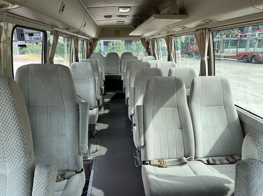 الحافلة المستعملة من الـ20 ركاب