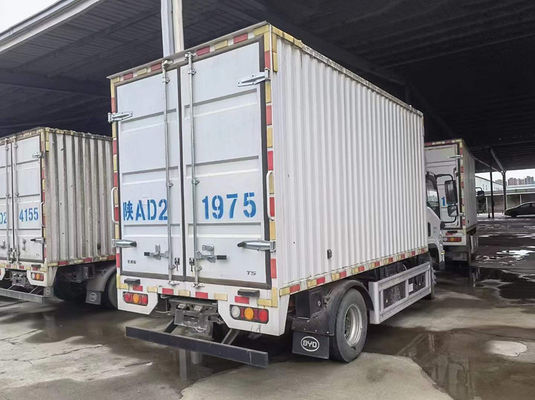 شاحنة الشحن الآلية / سيارات الشحن BYD ذات الأبواب الثنائية