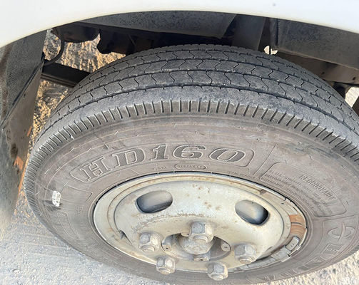 GAC 19 مقعد حافلة مستعملة 6m LHD Euro 3 محرك الديزل 127hp حافلة مستعملة صغيرة