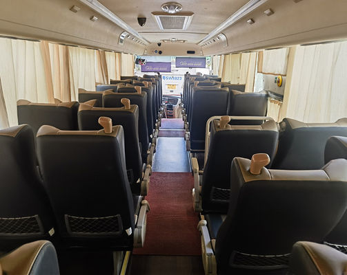 50 مقعد حافلات مستعملة محرك الديزل 12m LHD يورو 5 حافلة حافلة مستعملة