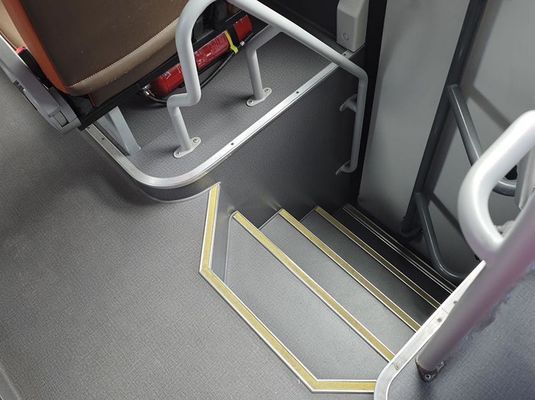 حافلة مدرب مستعملة حافلة ديزل بمحرك بقوة 220 كيلو واط 50 مقعد حافلة سياحية مستعملة