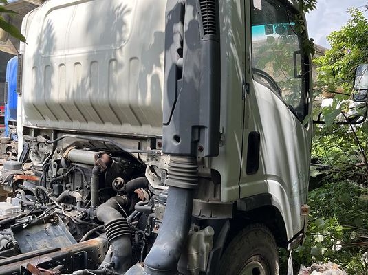 شاحنة إيسوزو للشحن المستعملة ELF 700p 4x2 4x4 شاحنة خفيفة شاحنة الديزل شاحنة مستعملة