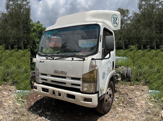 شاحنة شحن مستعملة ISUZU ELF 600P 700P شاحنة خفيفة 175 حصان محرك ديزل 4KH1 مع 3 مقاعد و 2 أبواب