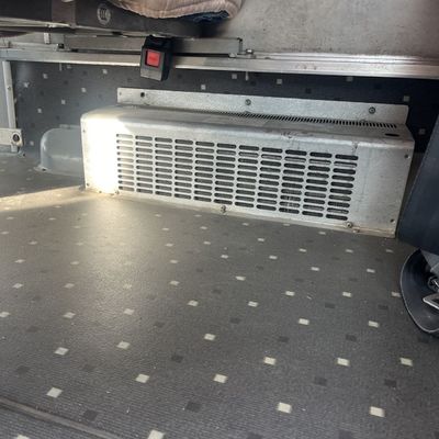 يوتشاي 330 محرك ناقل حركة يدوي اليد الثانوية الذهبية التنين 63 مقعد الحافلات الصفراء