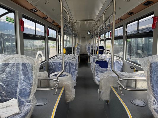حافلة مدينة زونسون مستعملة ببابين للركاب وهيكل خارجي أبيض